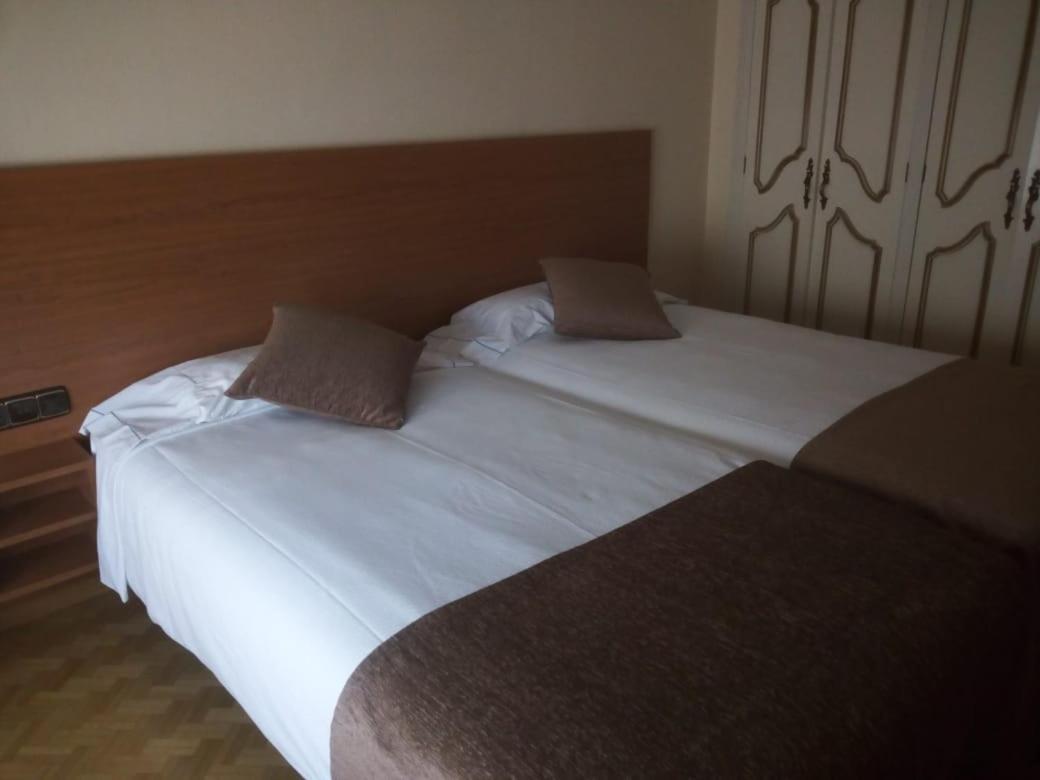 Apartaments Turistics Pirineu 솔듀 외부 사진